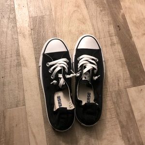 Women’s black converse chucks shoreline brand new size 5